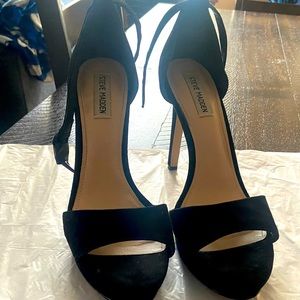 Steve Madden heels worn once